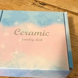 Ceramic Jewelry Dish in original gift box